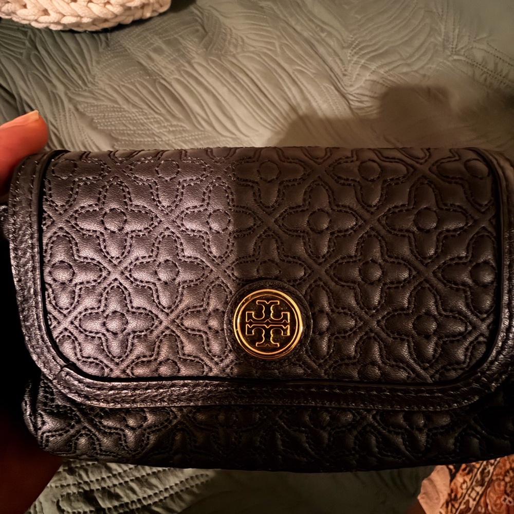 Tory Burch Black Quilted Leather Crossbody with Gold Logo